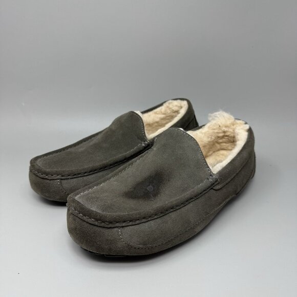 UGG Ascot Mens Slippers Loafer Size 9 Gray Suede Sheepskin Lined Shoes main image 6